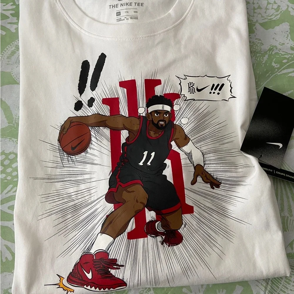 Men’s Nike Kyrie Irving Manga Logo Basketball Tee Size XXL